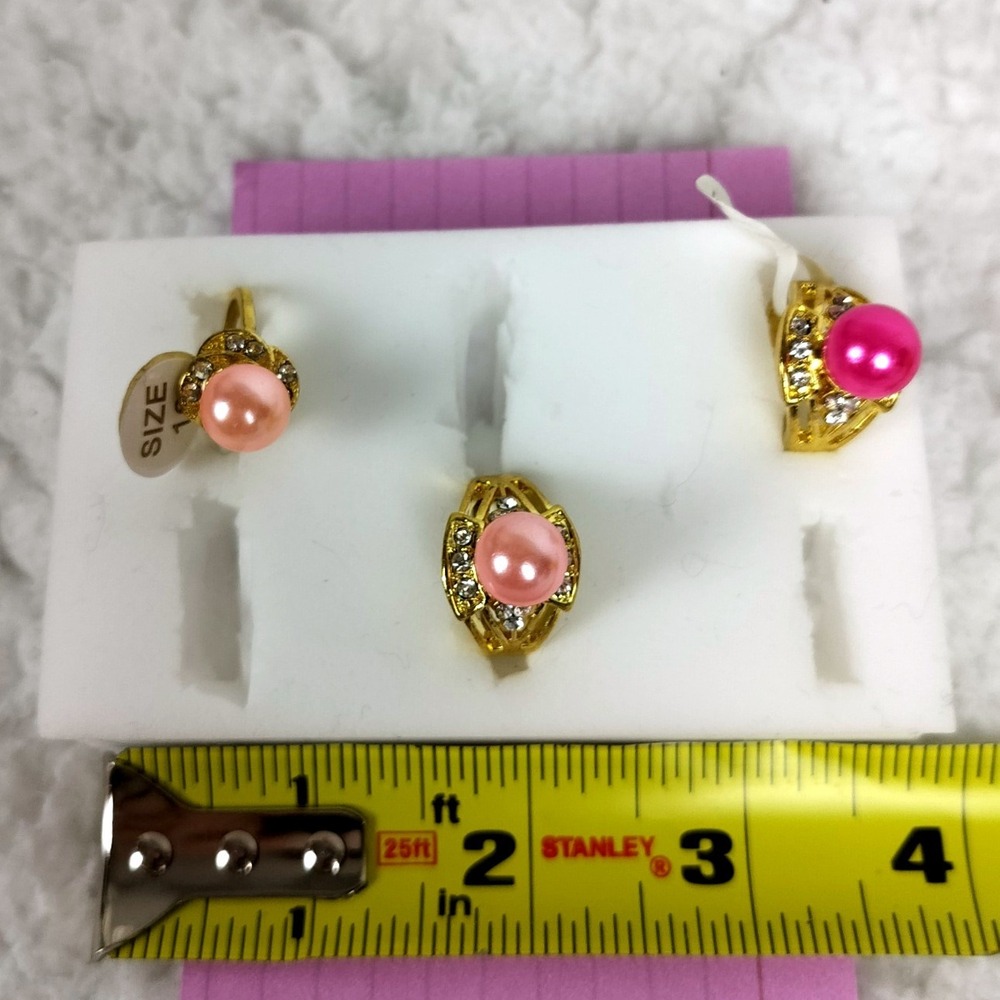 Pink Pearl Rhinestone Gold Tone Ring Set Pink Peach 3 Piece Size 6‎